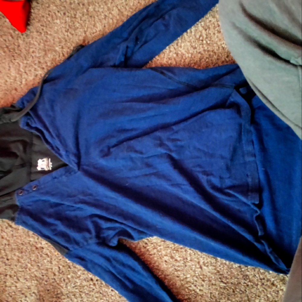 Men's long sleeve shirt